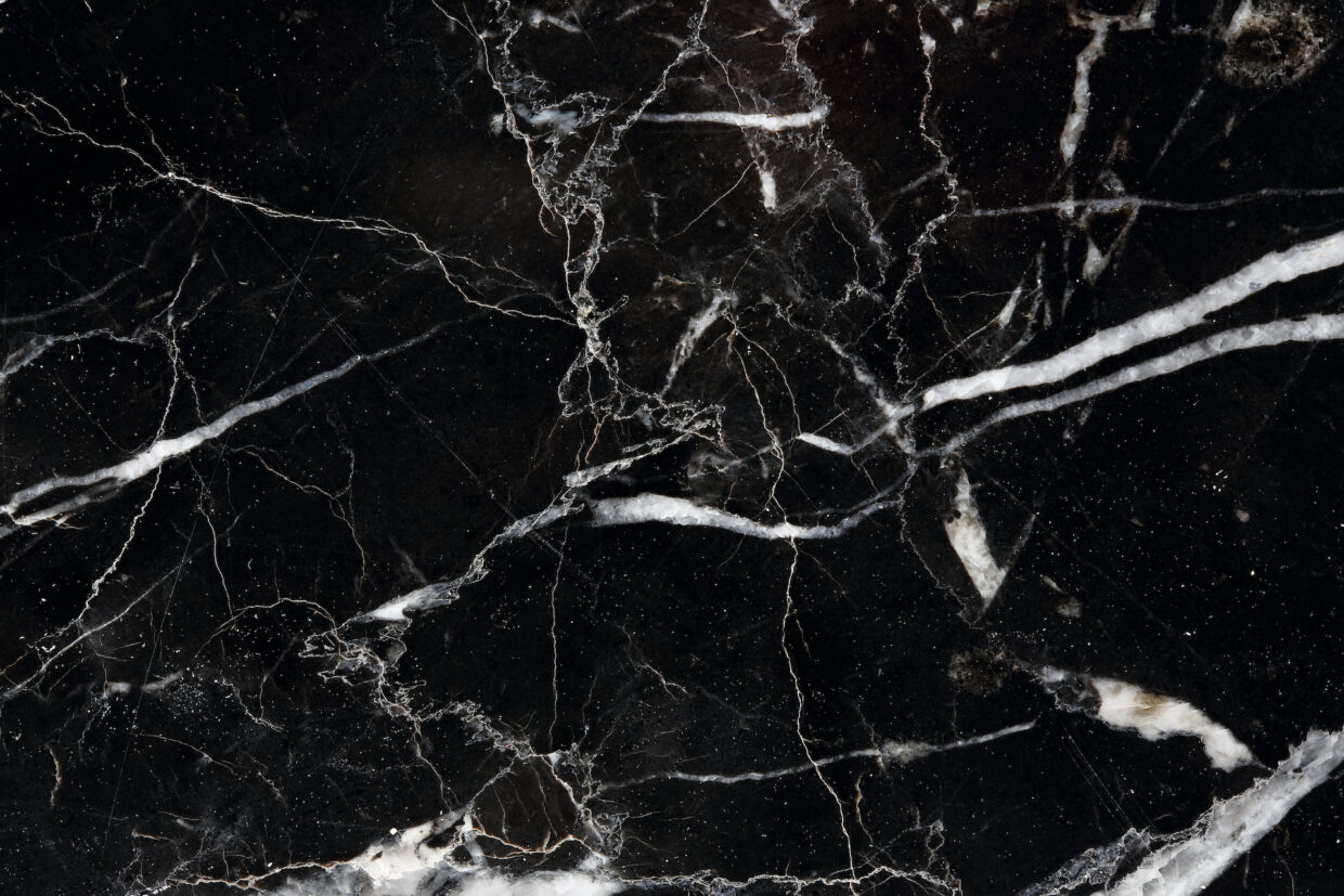 How to Incorporate Black Marble Countertops into Your Home Design ...